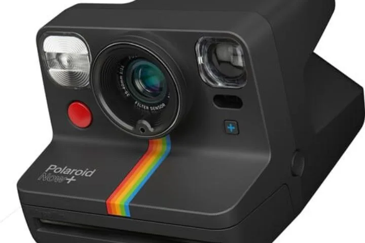 polaroid-camera-black-friday-sale