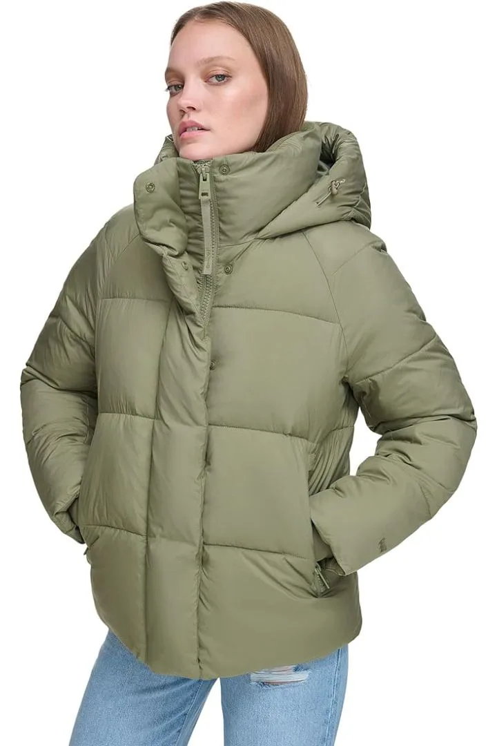 Levi's women's selma hooded puffer