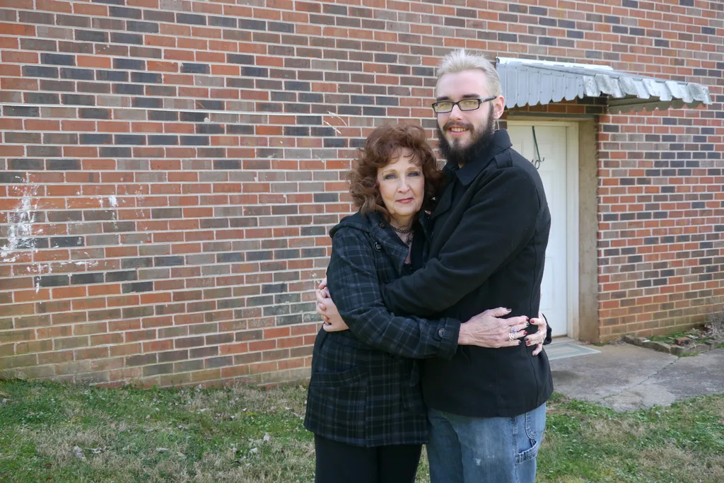 72-year-old grandma tells: Why I married a TEENAGER