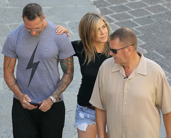 Jennifer Aniston instagram selfie sends fans into meltdown