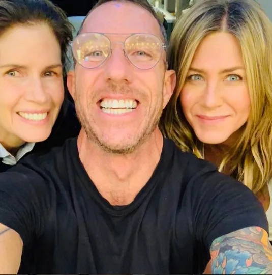 Jennifer Aniston instagram selfie sends fans into meltdown