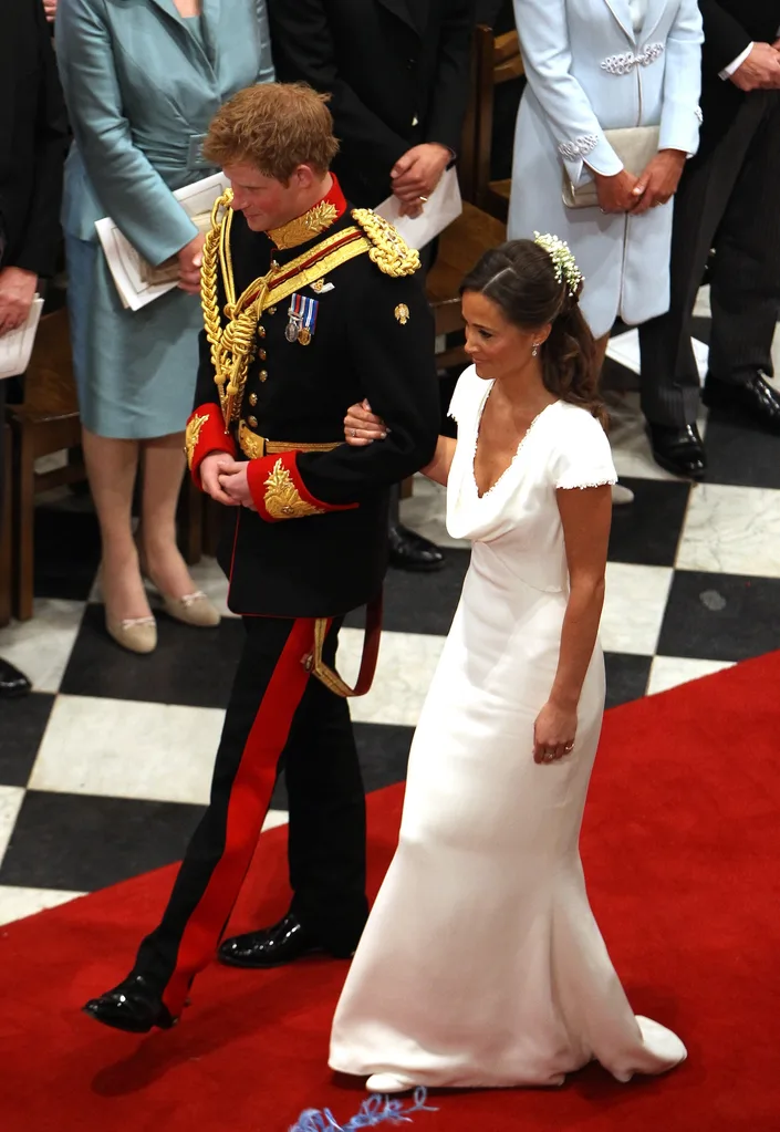 Bridesmaid Pippa with best man Harry