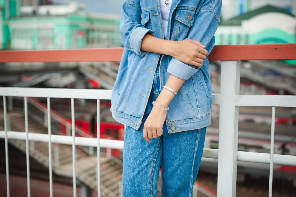 Denim Fashion 90's Look