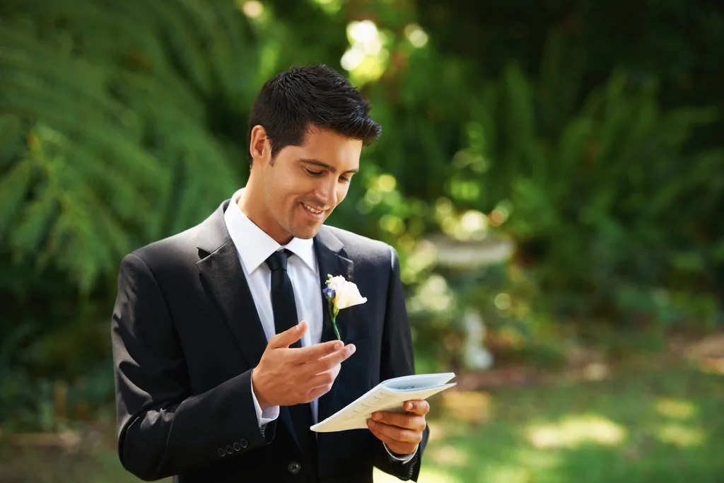 Man reciting wedding toast notes