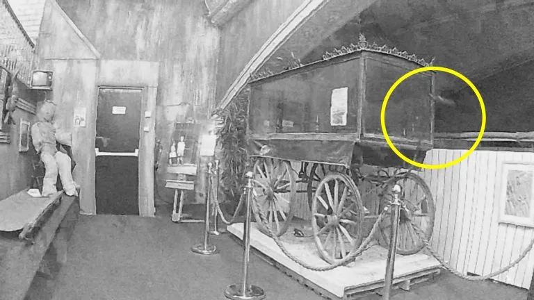 Ghost video spirit appears to lift handle of abandoned hearse