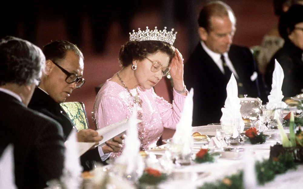 Queen Elizabeth II Peking dinner