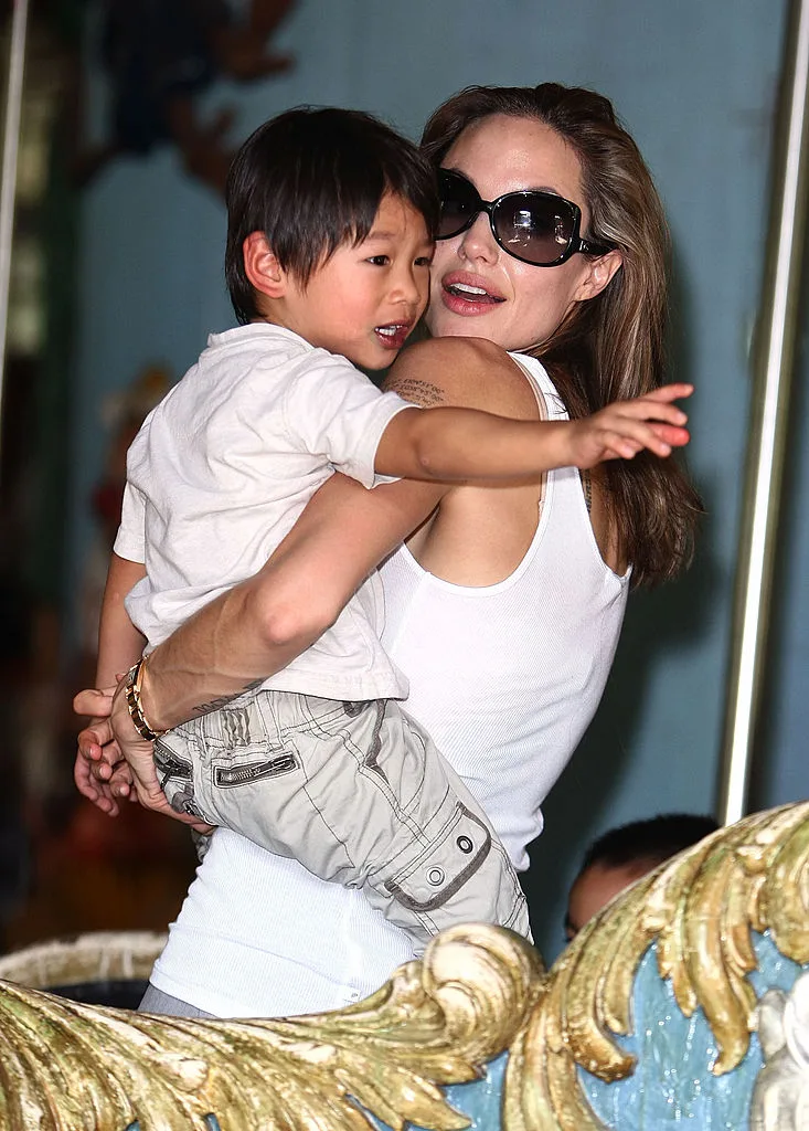 Angelina Jolie and Pax Jolie-Pitt spotted in Central Park of NYC in 2007