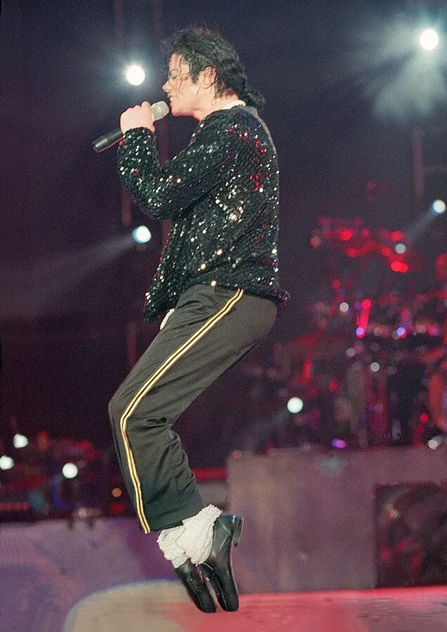 Michael Jackson performing his classic toe stand dance move