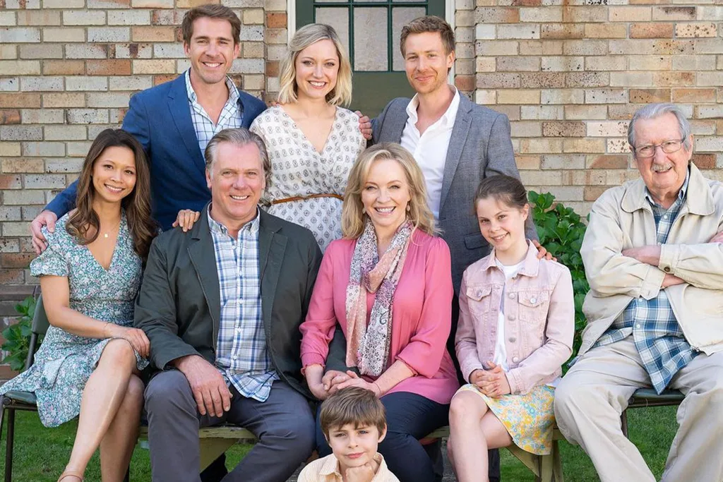 Rebecca Gibney Packed to the Rafters