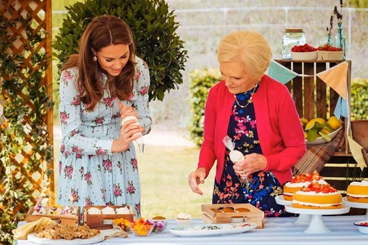 Kate Middleton Mary Berry Mothers Day Cake