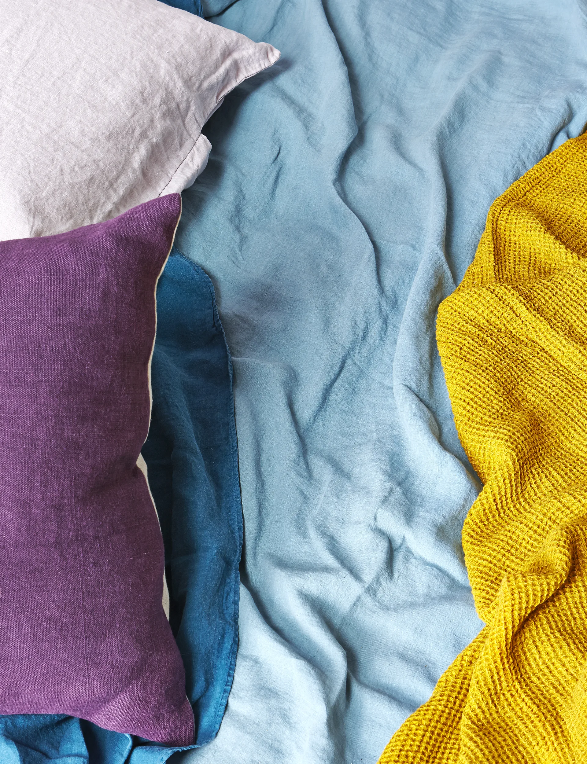 YH0416_SHPTrendShoot_7979_ArtisanBedroomDetail312788