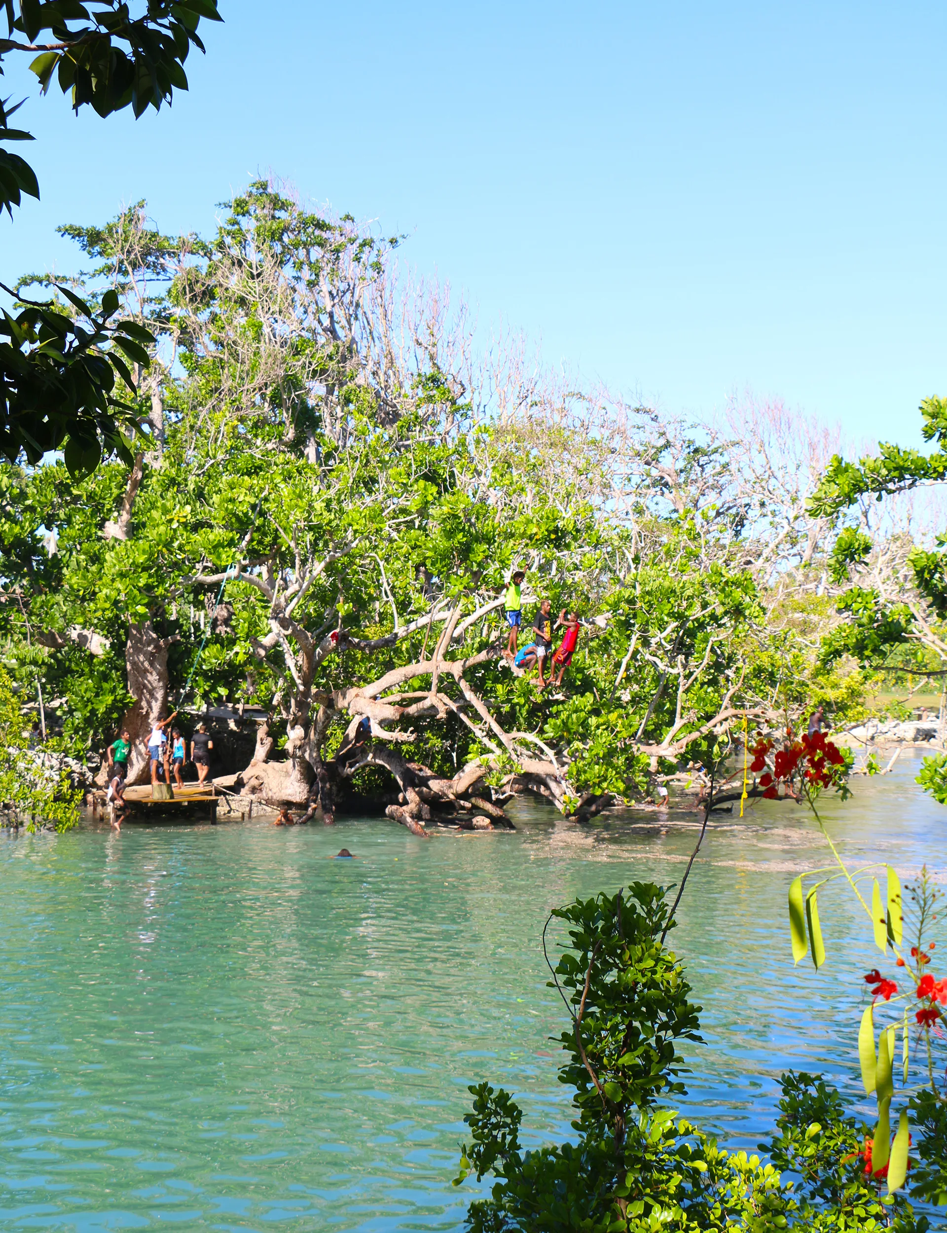 BlueLagoonIMG_0840