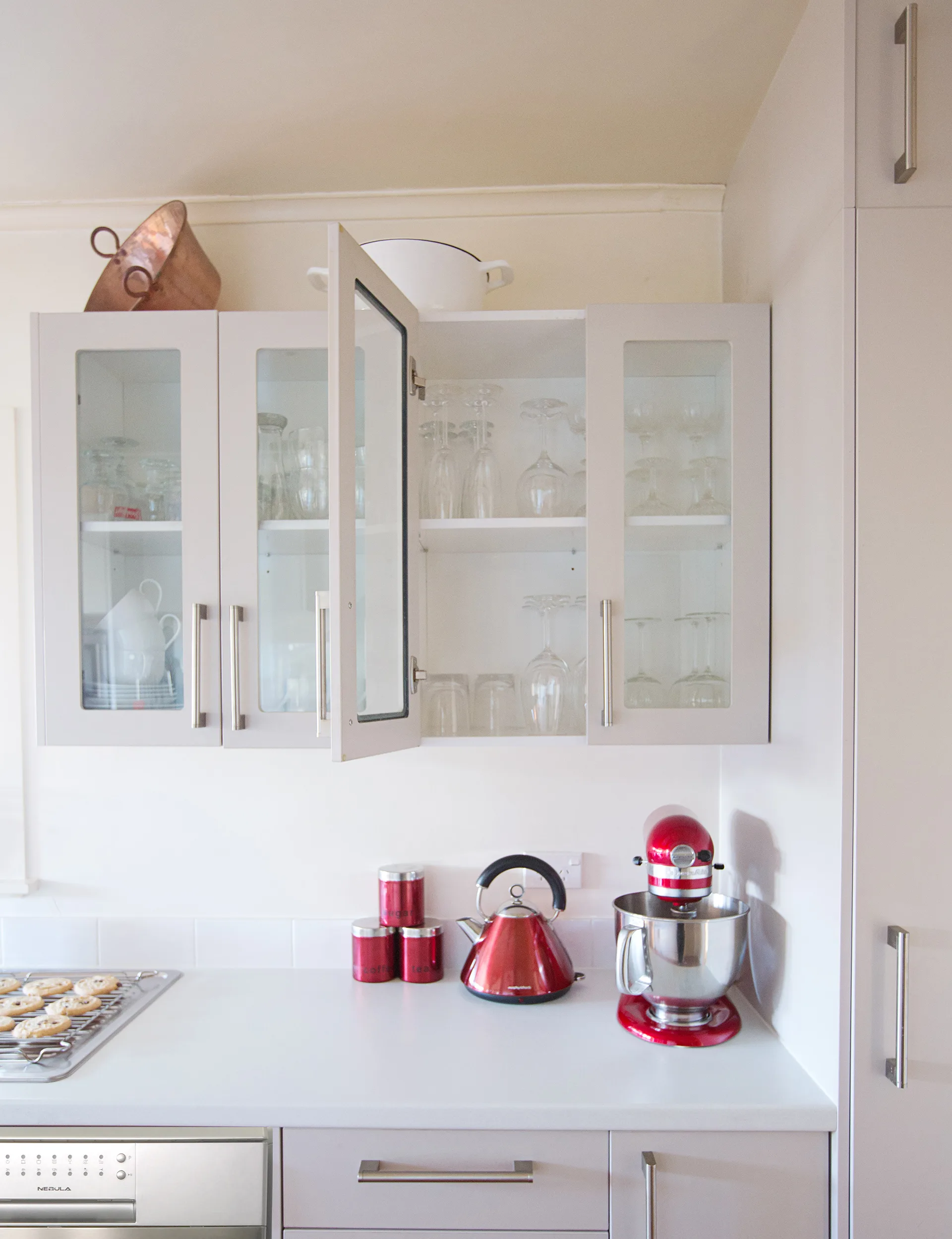 YH0816_REN_Kitchens_MacDonaldKitchen LR23
