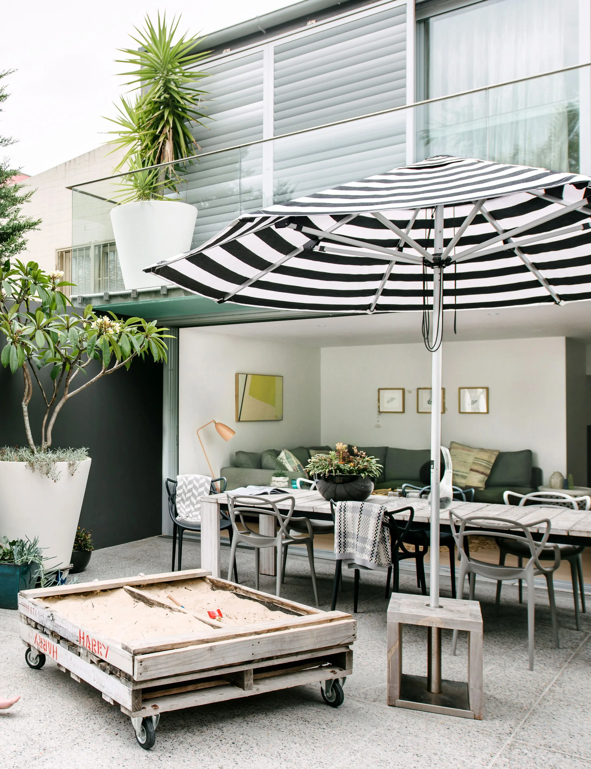outdoorArea