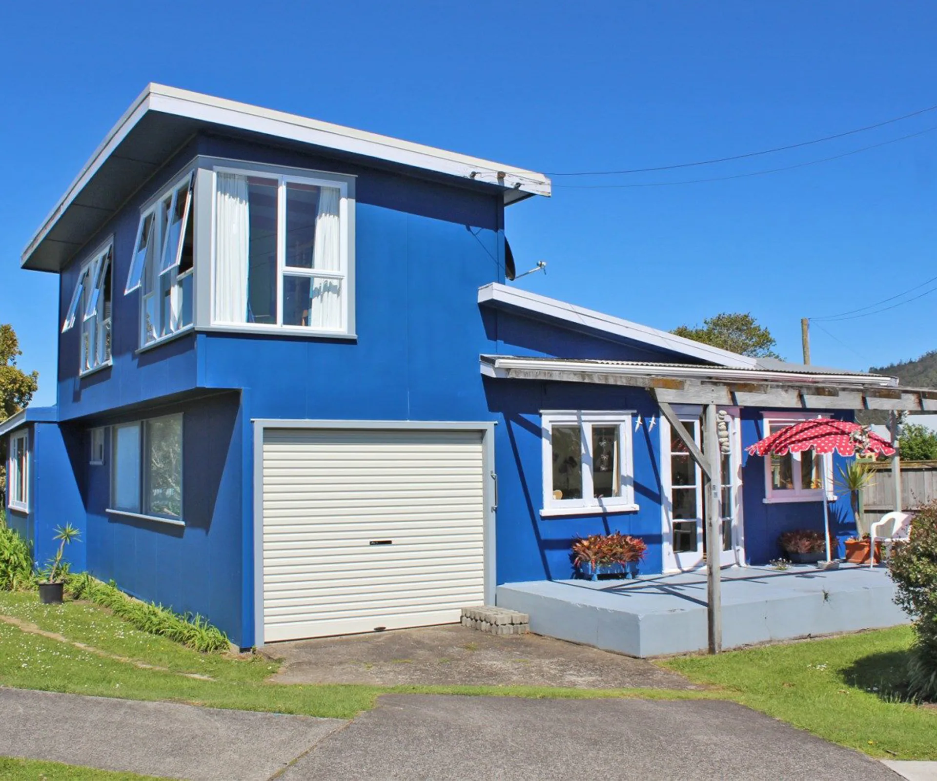 Coromandel bach for sale