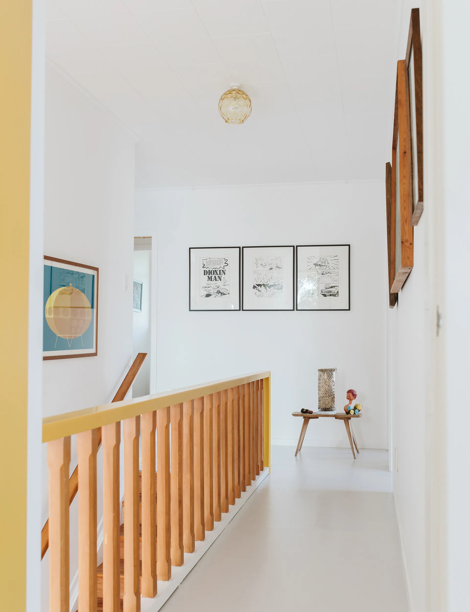 yellow accent interior decorating