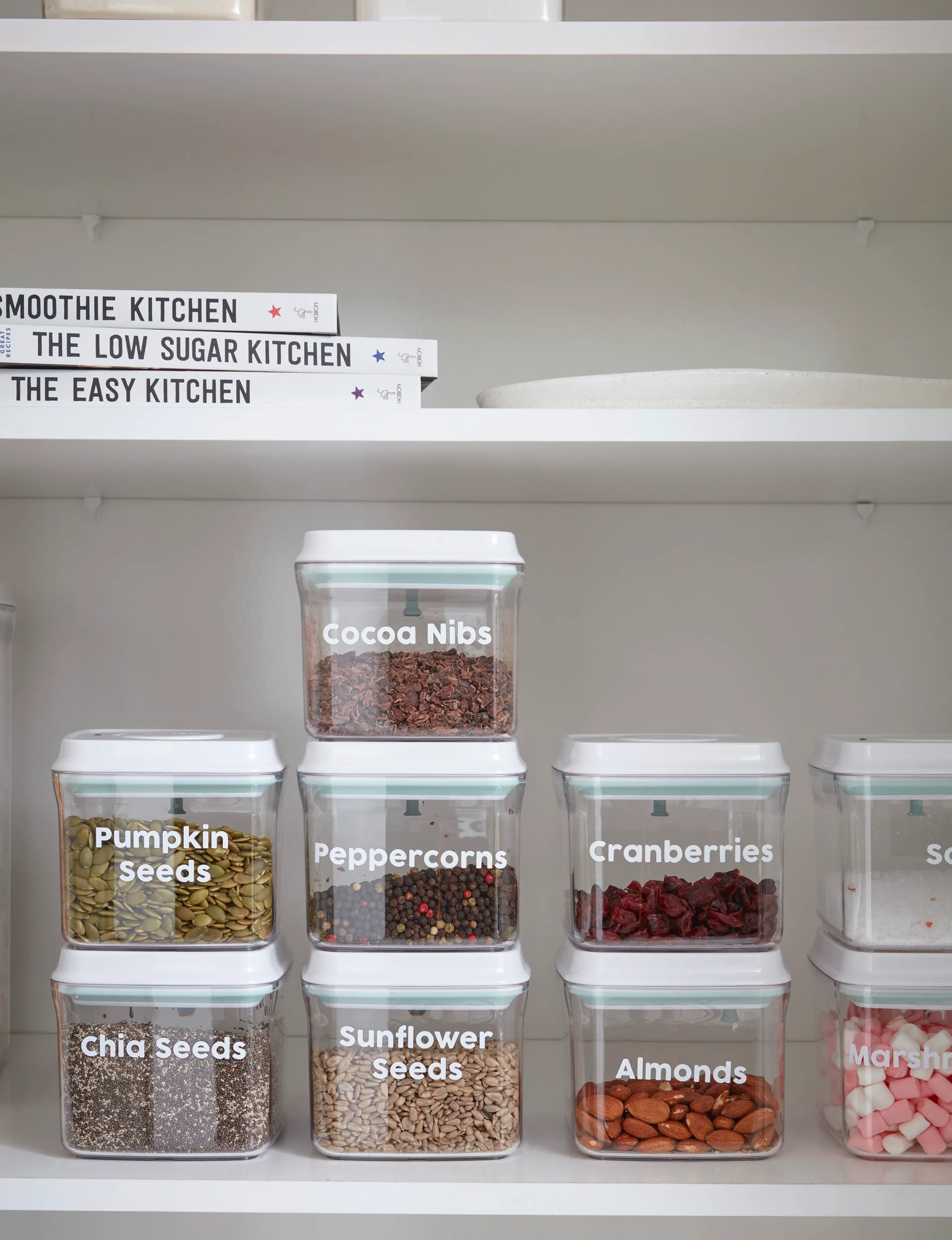 package-free pantry organisation