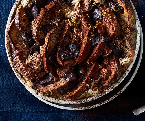 Bread and butter pudding with ricotta and chocolate