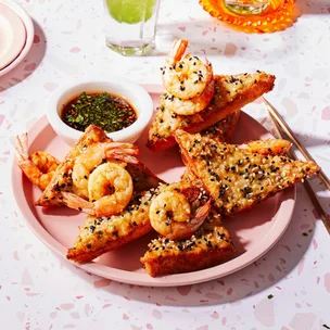 Prawn and sesame crusted toast