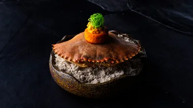 Vue de Monde Melbourne: mud crab with saffron