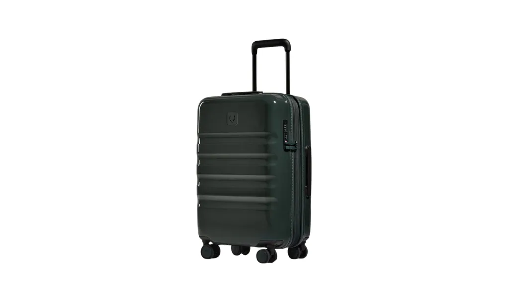 Affordable-Luxury-Christmas-Gifts-Antler-Expandable-Carry-on-Luggage