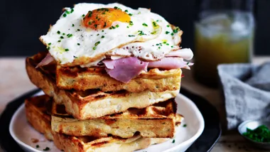 Cheesy polenta waffles with fried egg and ham