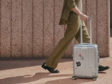 The best hard suitcase brands in Australia for smooth travelling