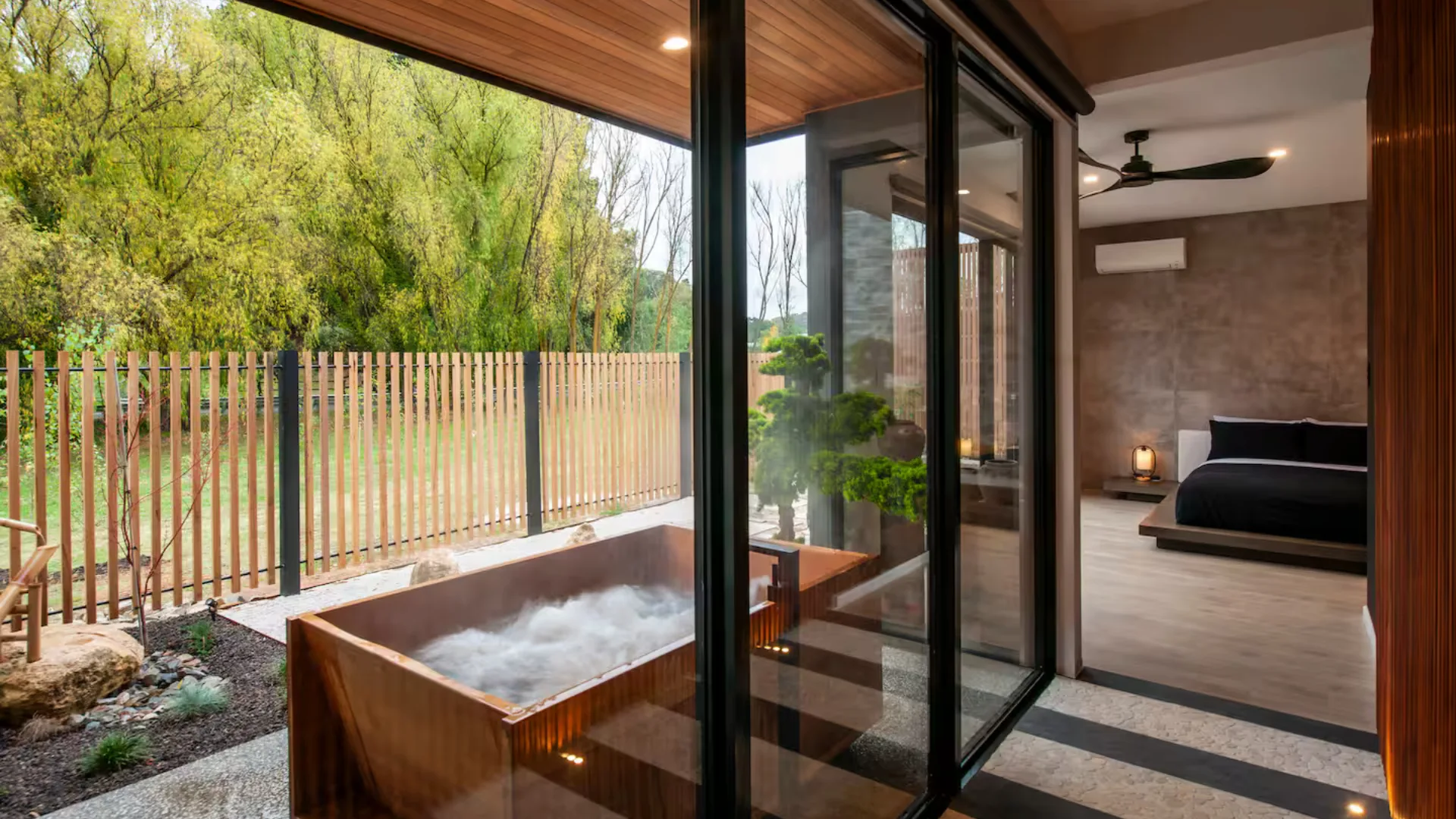 Kyūi Pavilion, an airbnb in Adelaide Hills