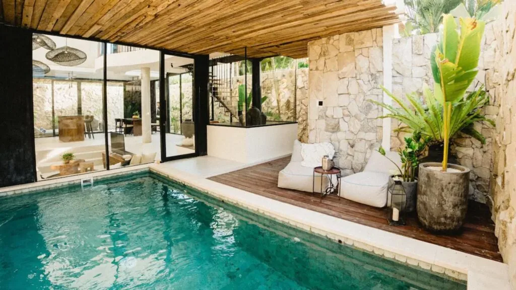 Villa Right is a modern Airbnb in the heart of Seminyak.