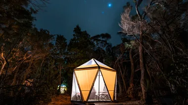 Tasmanian ExpeditionsFlinders Island Walking Adventure Tent Campsite