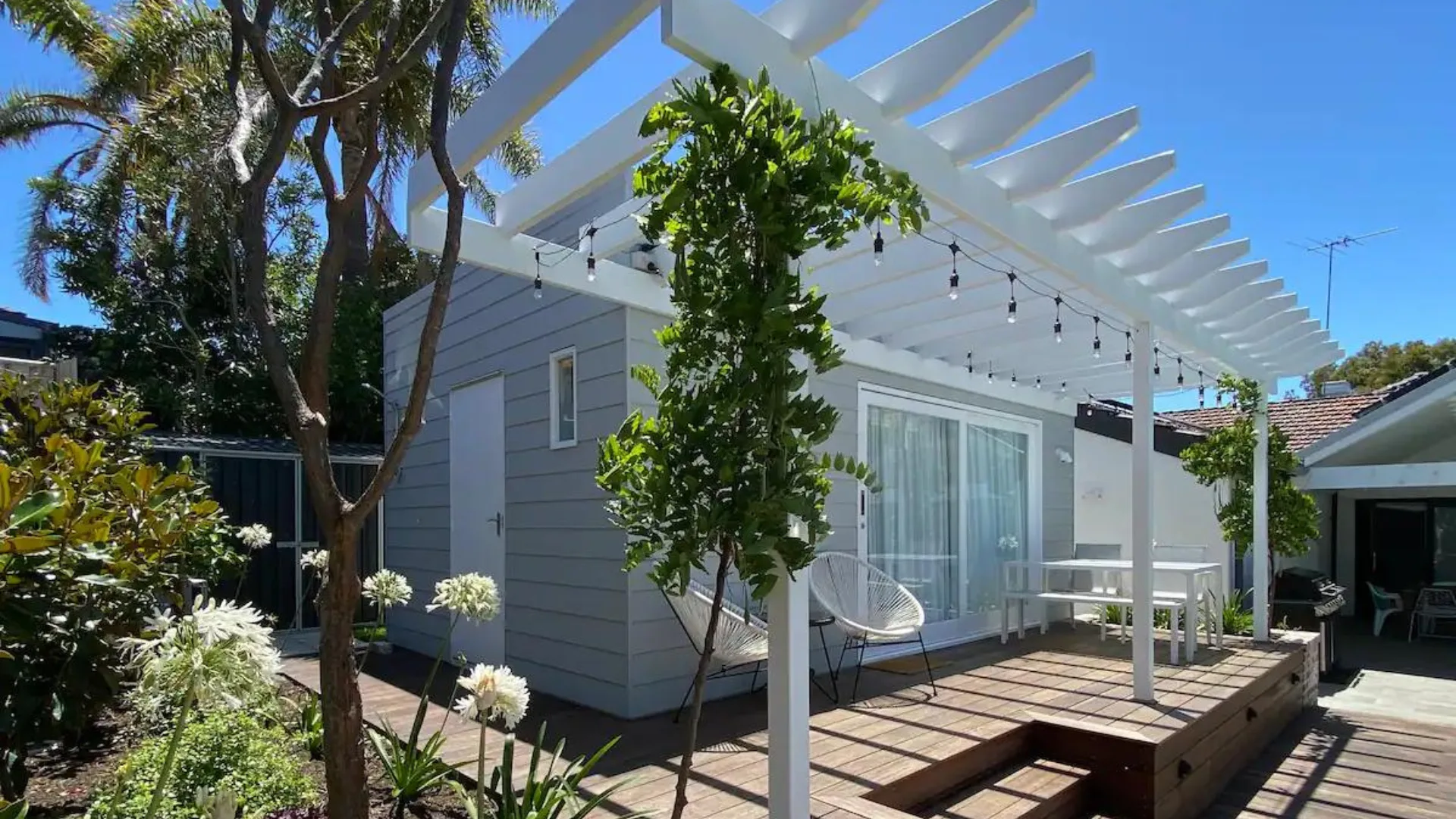 The exteriors of Claremont Studio tiny home near Perth in the western suburbs.