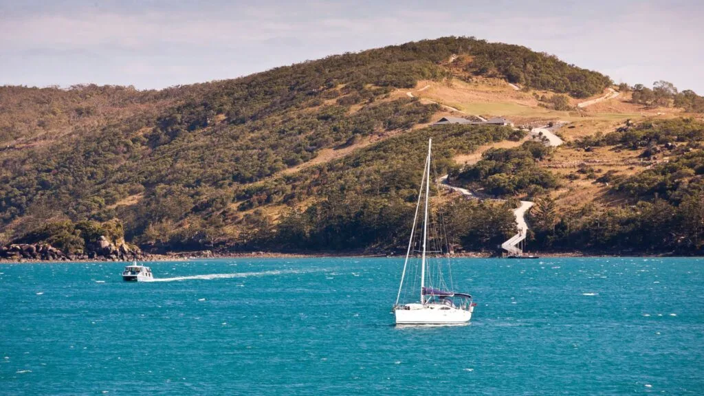 sale boat in hamilton island