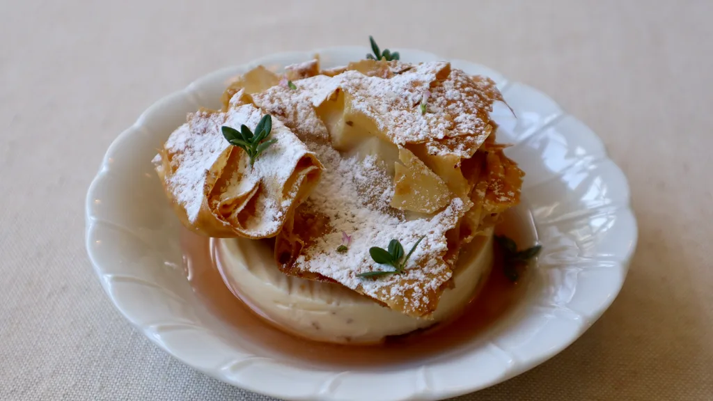 A dessert with fig, yoghurt and pastry at Barossa Valley restaurant Staguni.