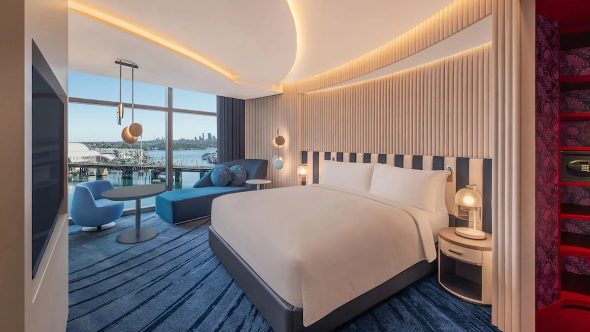 W Sydney, Darling Harbour with views of the harbour for New Years Eve