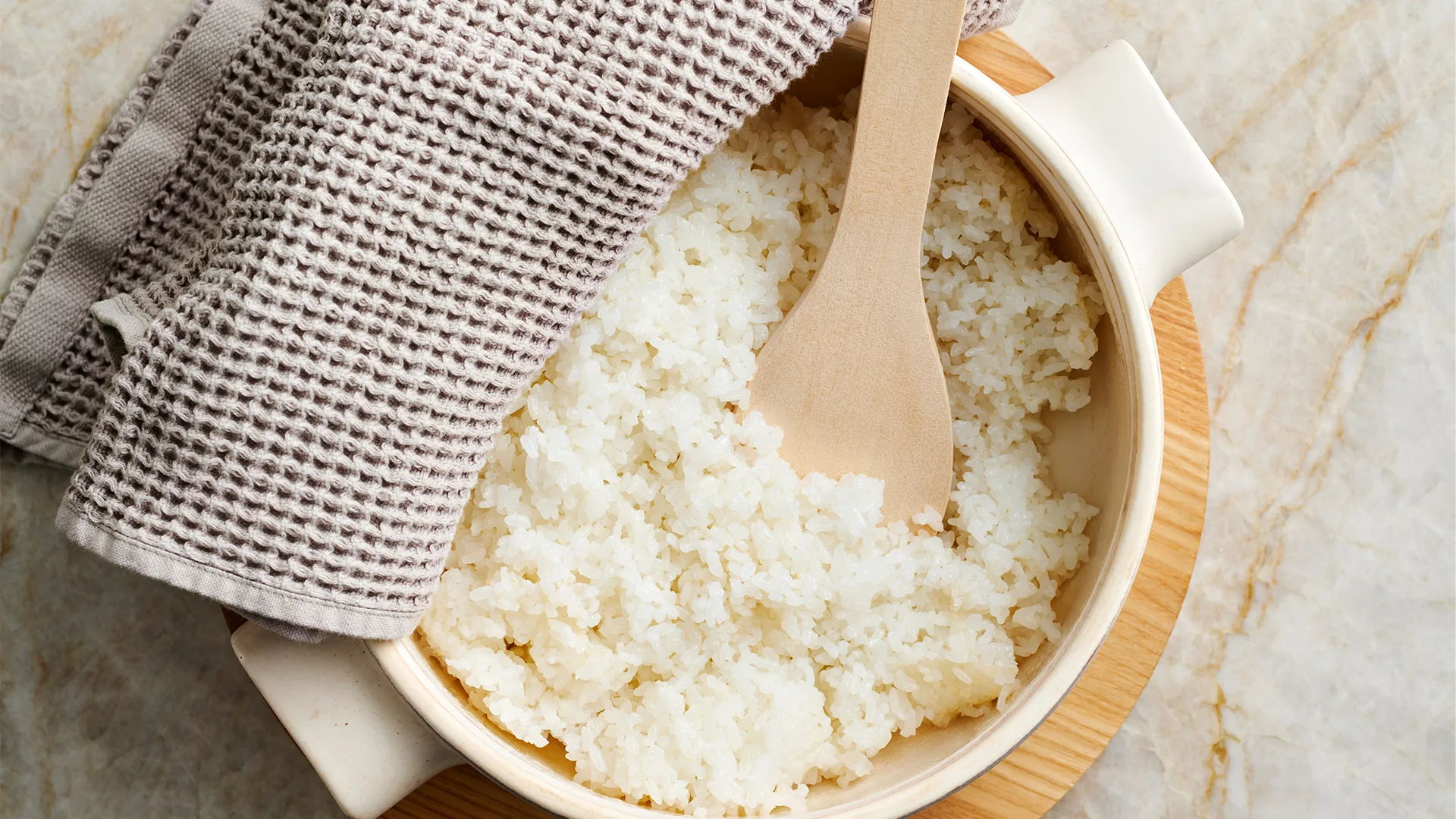Cooking the rice.