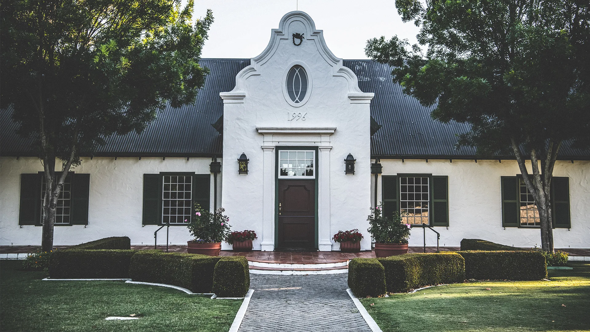 Voyager Estate winery, cellar door exterior