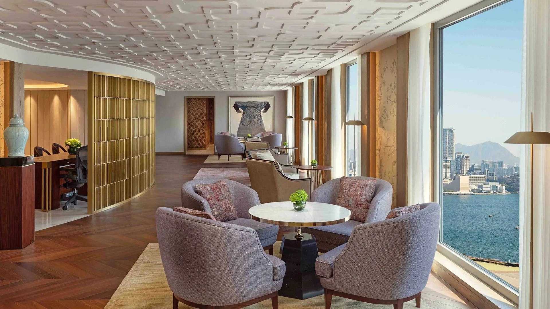 interiors of mandarin oriental hong kong