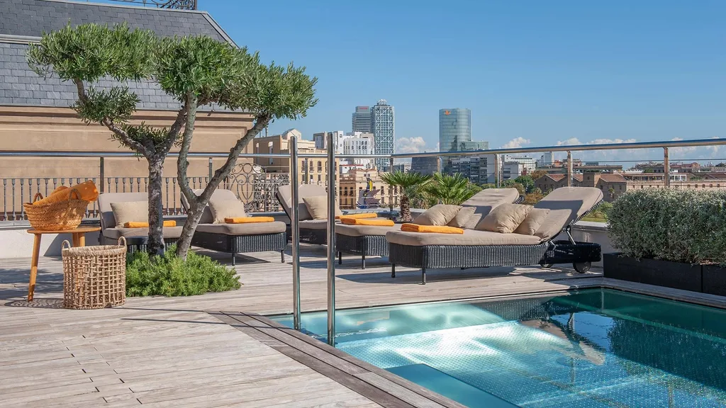 The Serras Hotel has a rooftop pool and terrace with views over Barcelona.