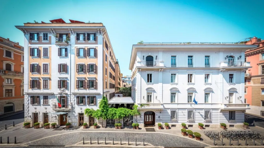 The exterior of Hotel Lorcano, Rome.