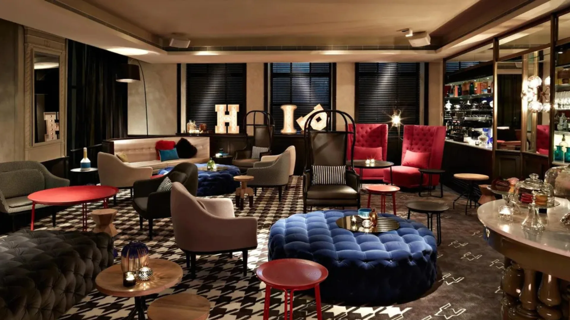 QT hotel, one of the top hotels in Sydney