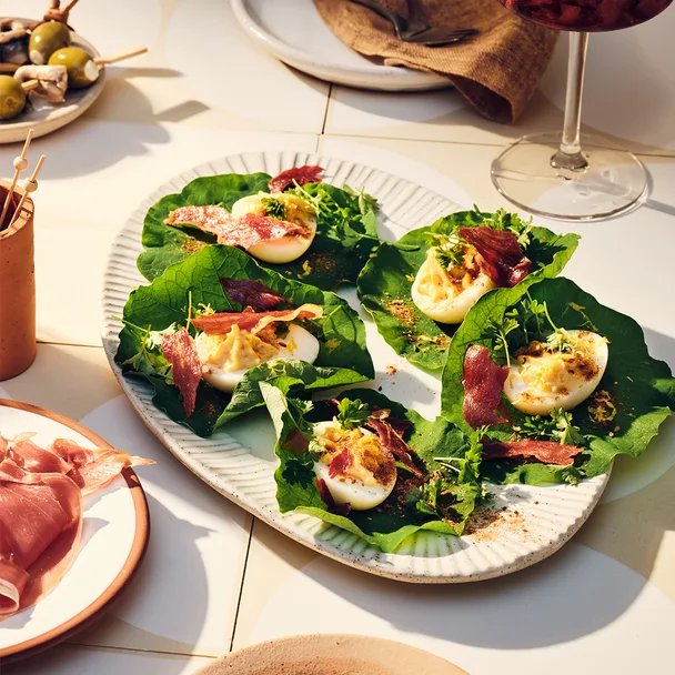 Spanish devilled eggs recipe with crisp jam&oacute;n