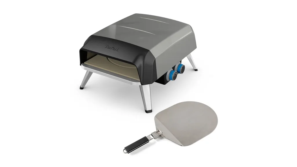 The Tefal Pizza Pronto Outdoor Gas Pizza Oven.