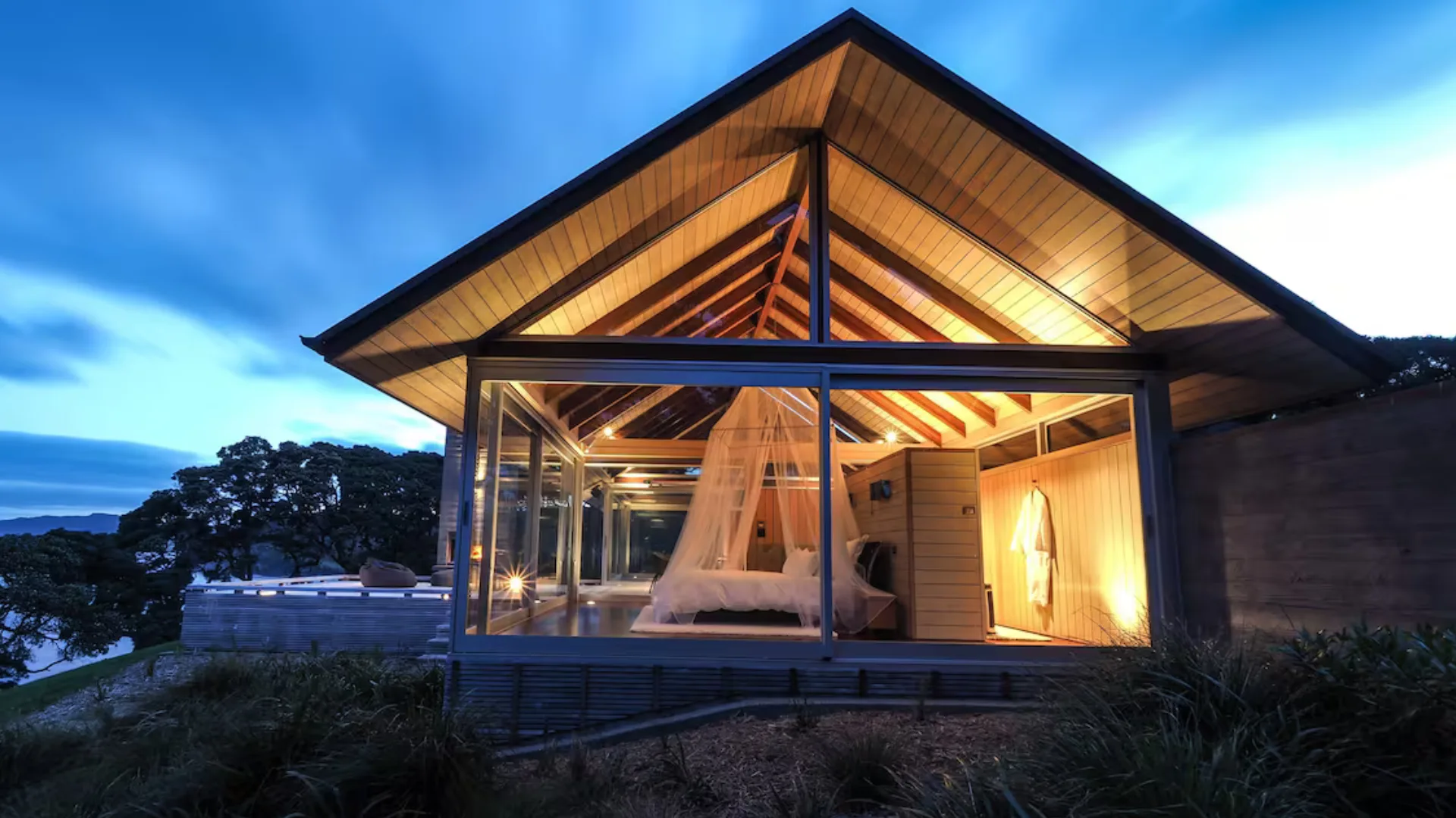 The Glasshouse Whangārei, a romantic getaway in New Zealand