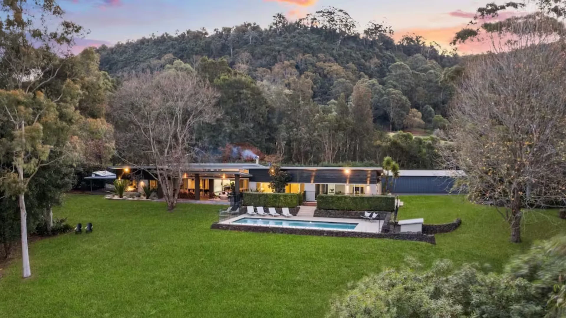 454 @ Jaspers Airbnb in South Coast