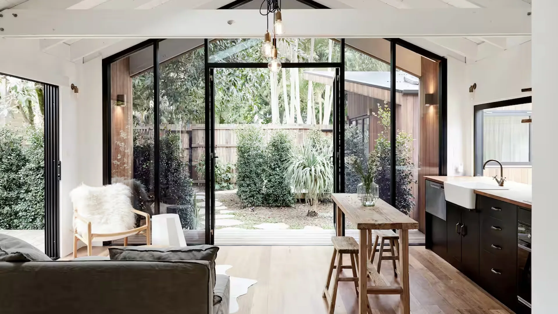 The outlook at Friday Hut Airbnb Byron Bay.