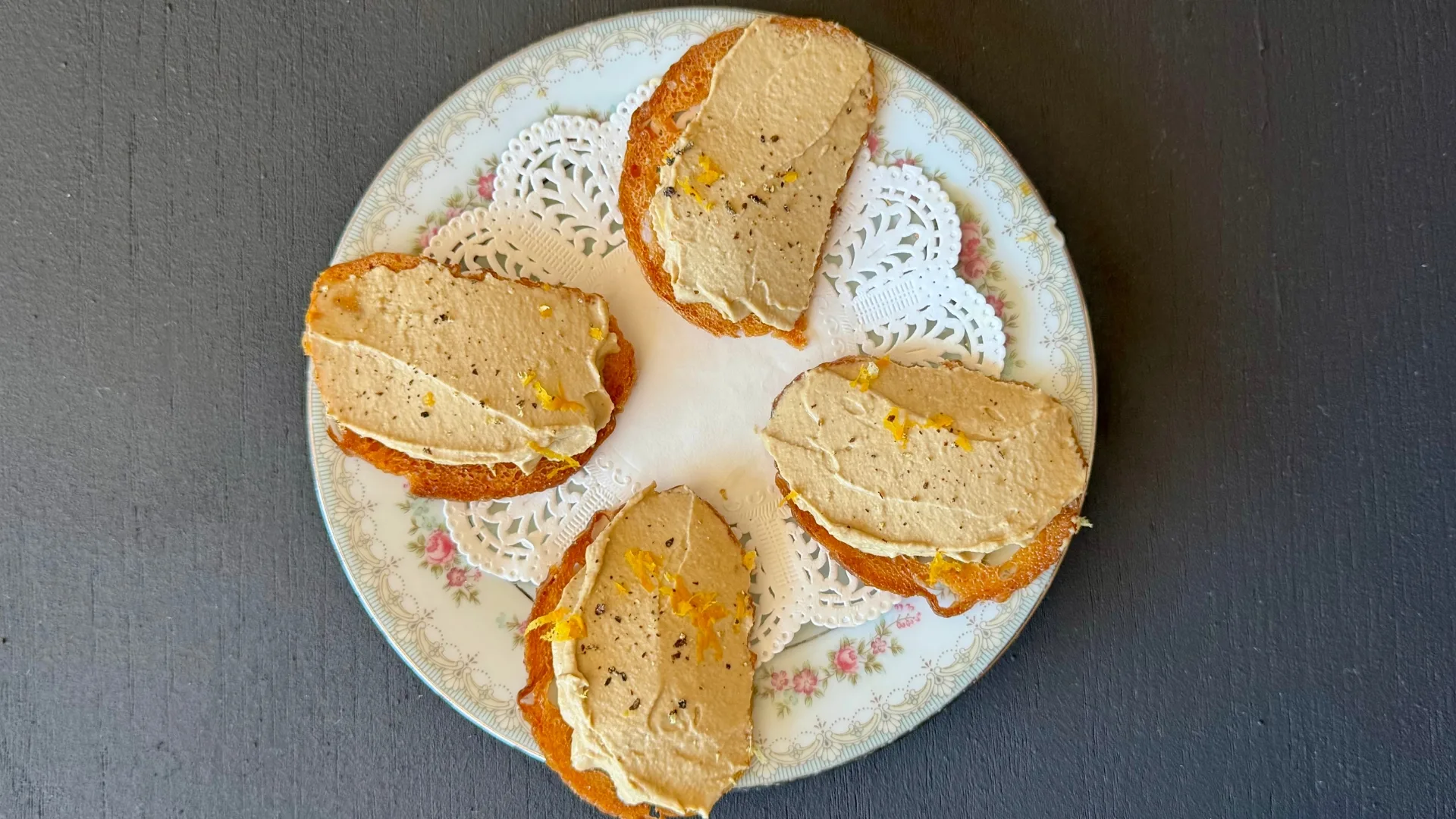 Pigeon liver melba toast