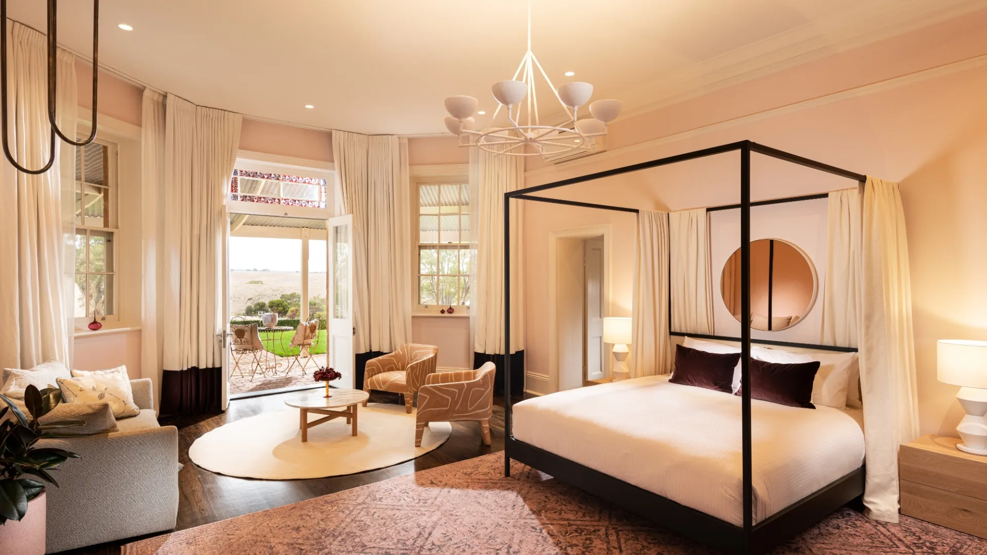 The Signature Suite with four poster bed at Kingsford The Barossa