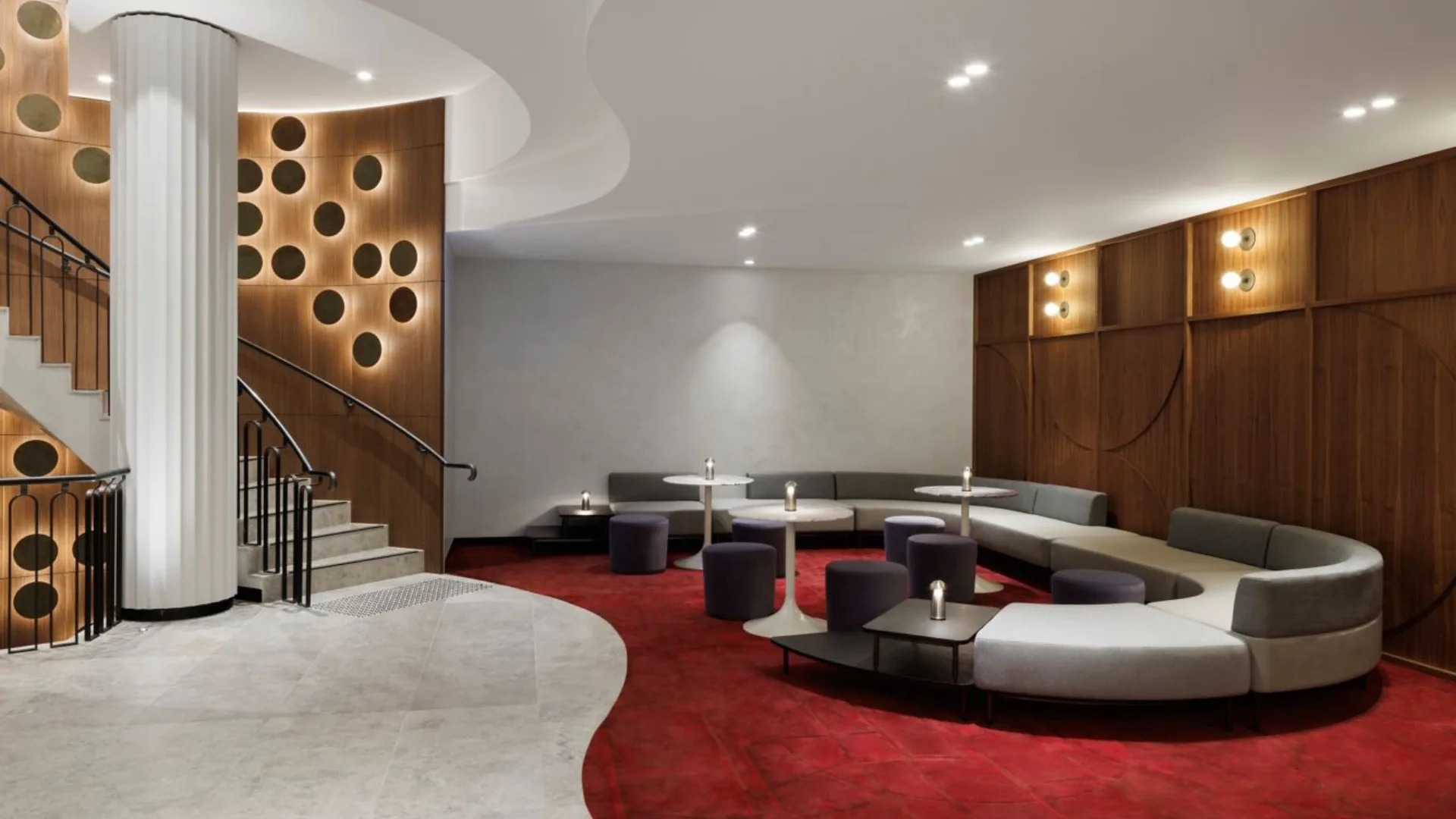 Le Meridien, Melbourne CBD, is ranked nine on Gourmet Traveller's list of the best luxury hotels in Australia.