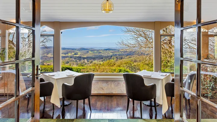Hardy's Verandah Restaurant with scenic views at Mount Lofty House