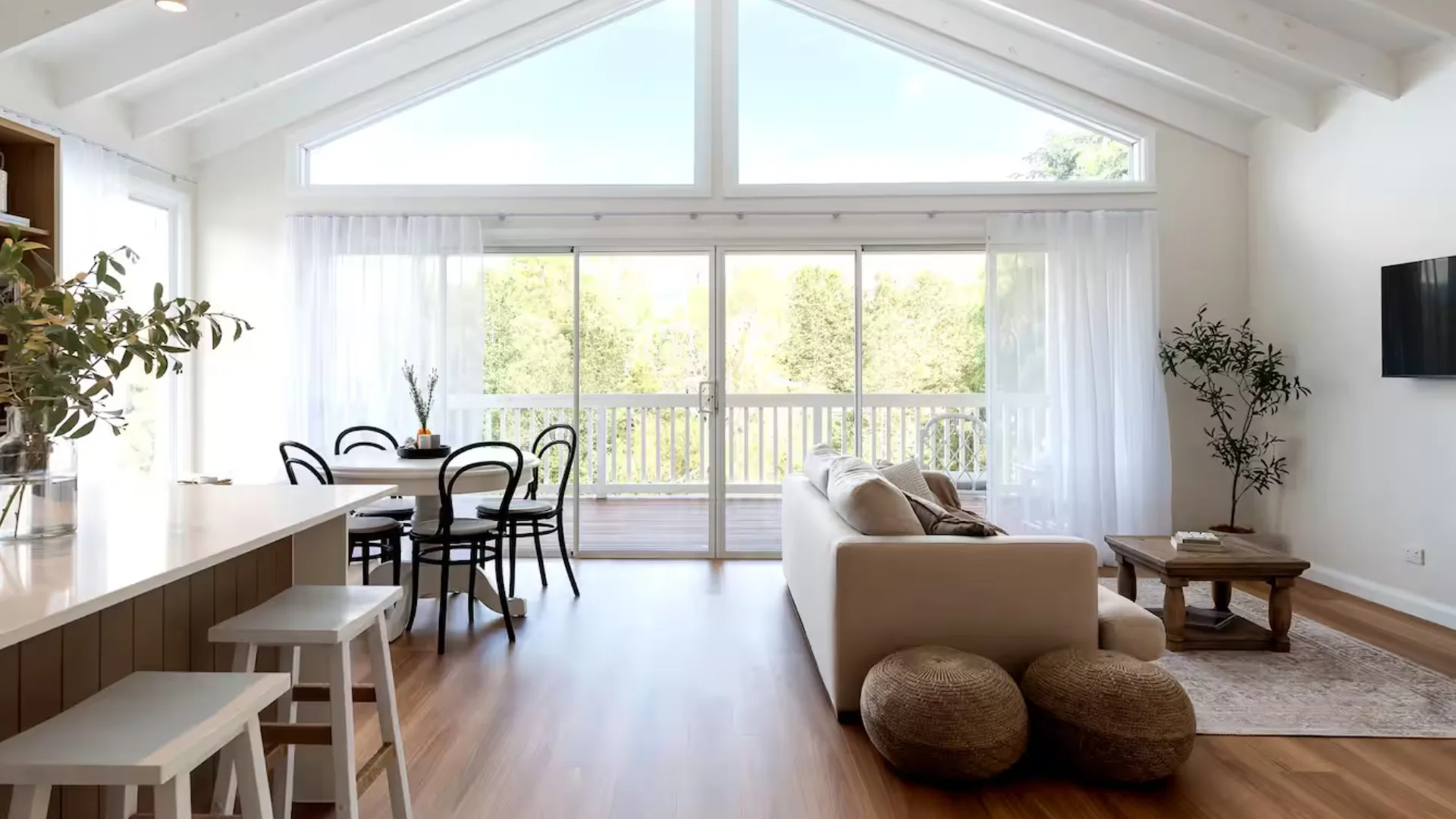 The view out to the balcony at the Vanbery Cottage on the Scenic RIm